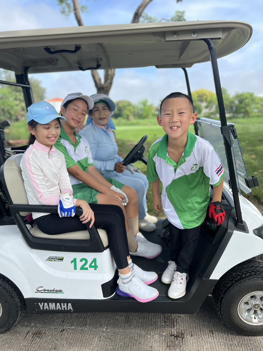 Taigolf golf tour